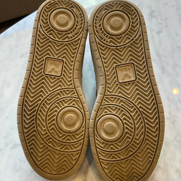 Veja Khaki Green and White Casual Sneakers - Picture 7 of 8